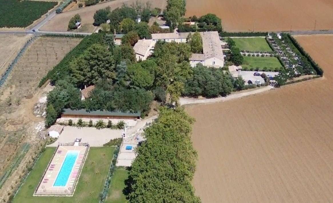 Saint-Just  Chambres D'Hotes Avec Jacuzzi Et Piscine Au Mas De Cadoule المظهر الخارجي الصورة